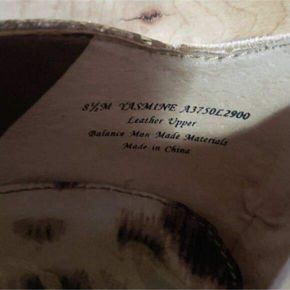 Sam Edalmen Womens YASMINE Platform Snakeskin Heels Old Money Nordstrom Gold 8.5 - Picture 4 of 4